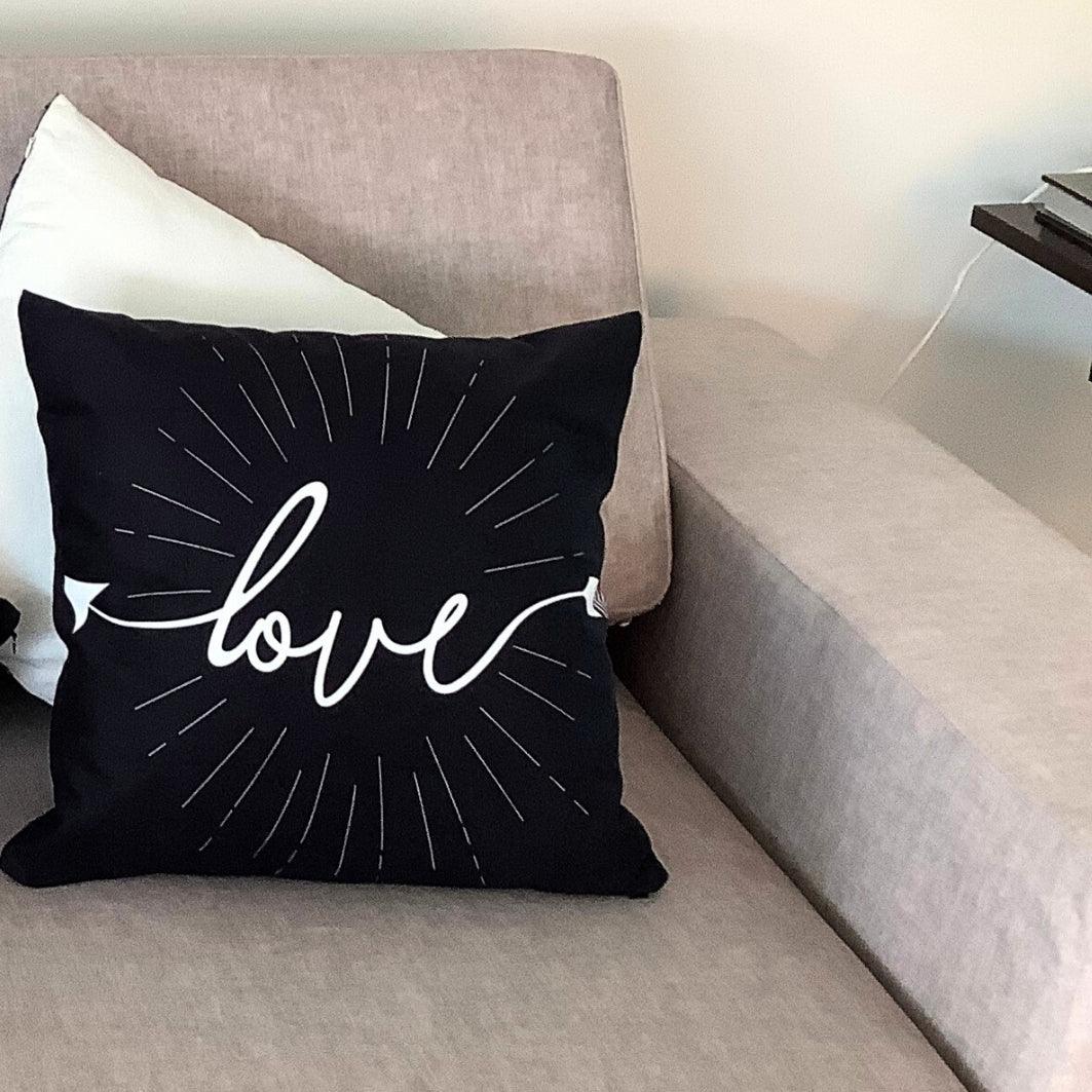 Cojín Arrow Love - Tex Lovers Hub
